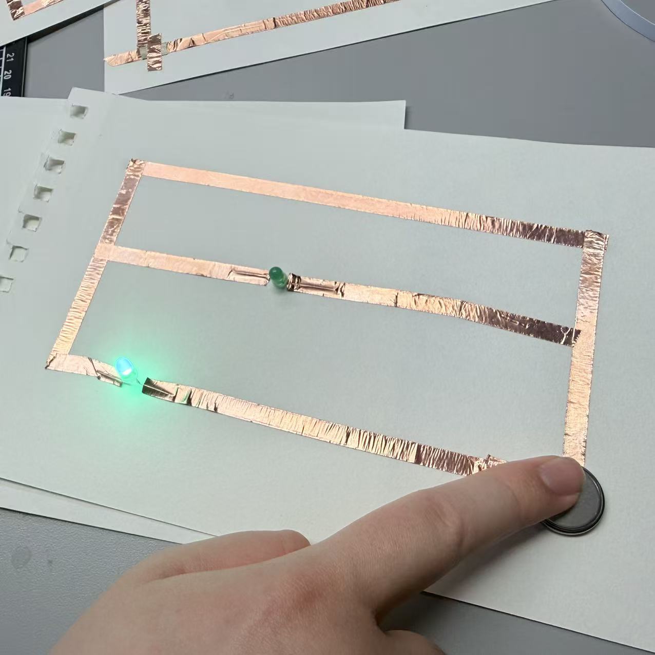 These are photos taken during the classroom process.