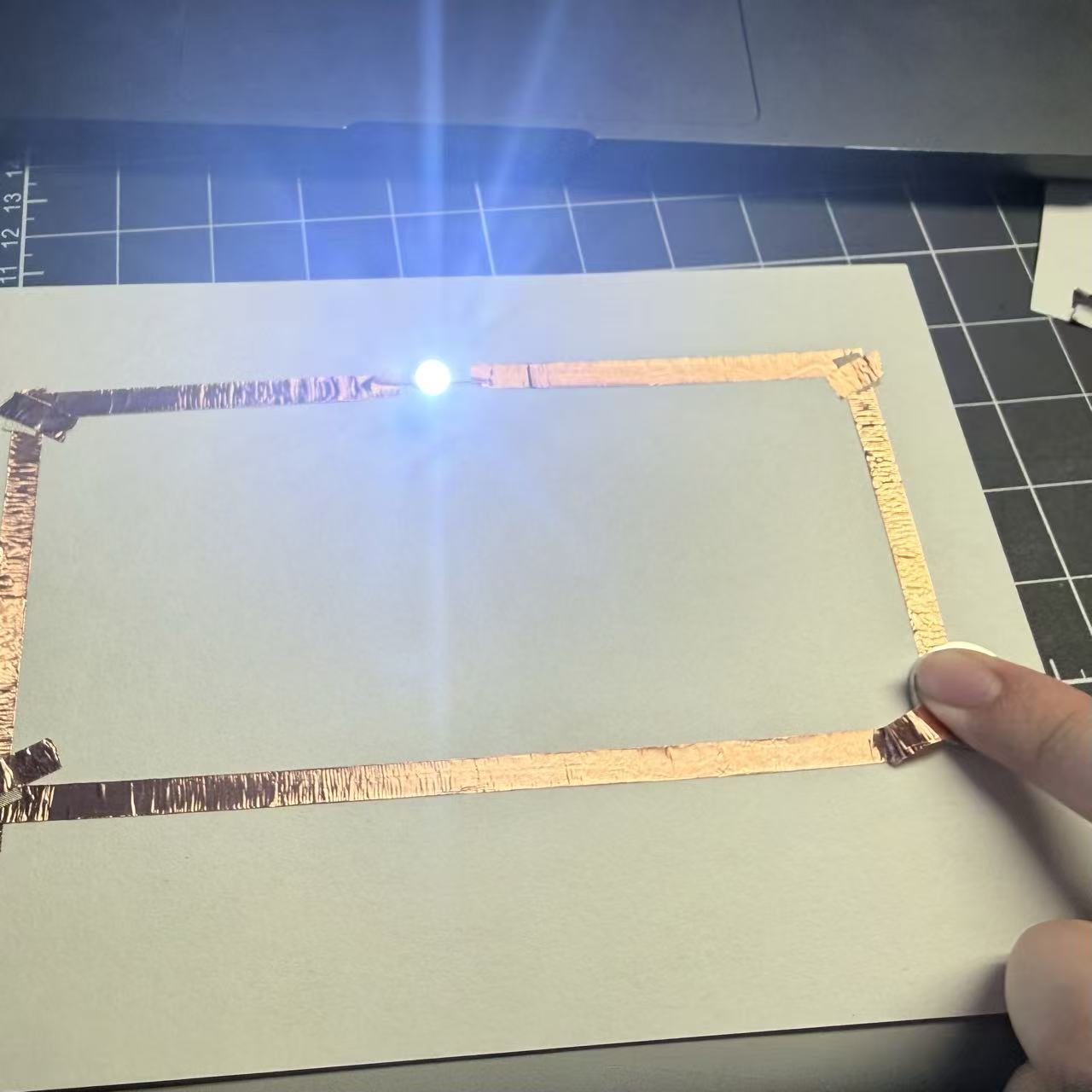 These are photos taken during the classroom process.